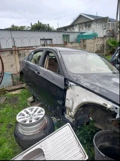 Stripping for spares BMW E90 320i