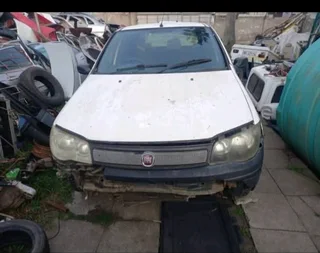Fiat Palio 1.2 8v Stripping for spares
