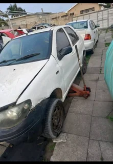 Fiat Palio 1.2 8v Stripping for spares