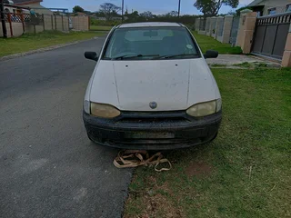 Stripping for spares Fiat Palio 1.2 8v