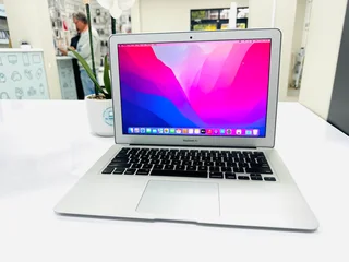 2015 Macbook Air 13-inch 8GB Ram 256GB SSD R3 499