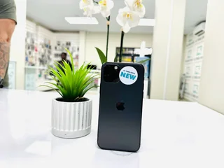Brand New Apple iPhone 11 Pro 64GB R6 999(Does not have a box)
