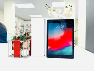 Apple iPad 6th Gen WiFi 32GB