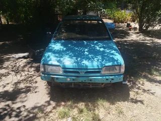 1998 Nissan Sentra Sedan
