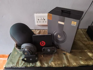 Beats Studio3 Wireless Headphones – Gold