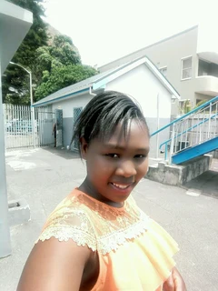 Nanny looking for baby sitting job