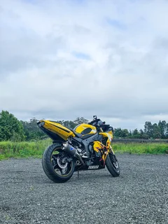 2005 YAMAHA YZF-R6 DELTABOX LIMITED ROSSI EDITION.
