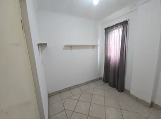 Outbuilding available immediately for rent in Mount Vernon, Malvern