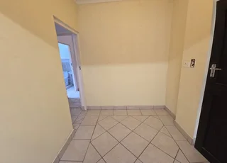 Outbuilding available immediately for rent in Mount Vernon, Malvern