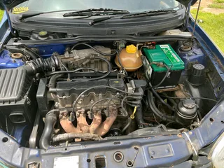 Opel corsa lite 1.4 2001 model hatchback