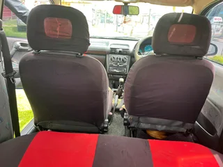 Opel corsa lite 1.4 2001 model hatchback