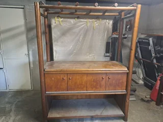 Bar - Ad posted by Nadine Schouw