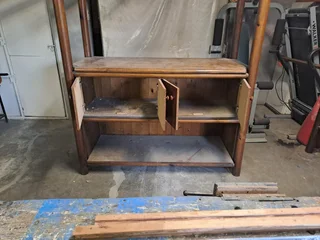 Bar - Ad posted by Nadine Schouw