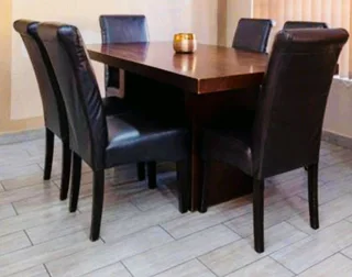 6 Seater Dining Room Table