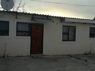 1 Bedroom Apartment, Forest Village, Eersterivier