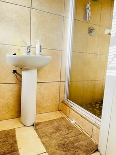 1 Bedroom Apartment, Forest Village, Eersterivier