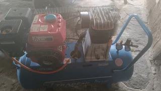 Compressor - Petrol Air - Belt Drive - 100L - 4.8kW - 4 Stroke - 6.5HP - MCFRC210