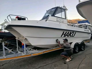 Boat detailing and buffing
