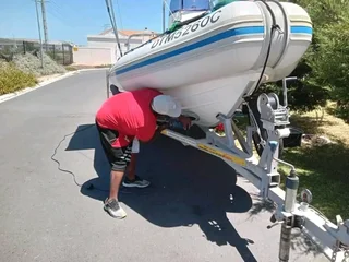 Boat detailing and buffing
