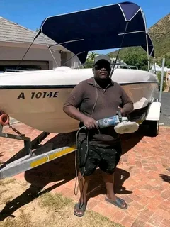 Boat polishing