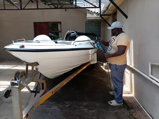Boat detailing and polishing