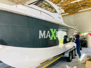 Boat polishing