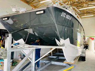 Boat polishing