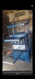 Static brick machine