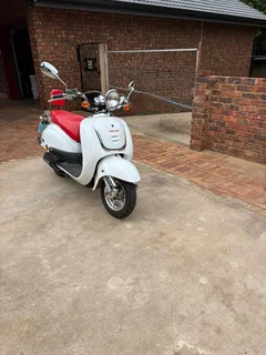 Big Boy Revival 125CC Scooter