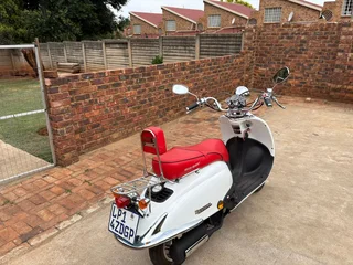 Big Boy Revival 125CC Scooter