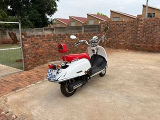 Big Boy Revival 125CC Scooter