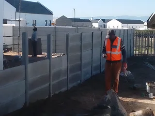 VIBRACRETE WALLS AND EXTENSION