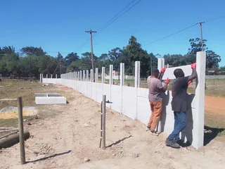 Vibracrete Walls And Extension Around Capetown