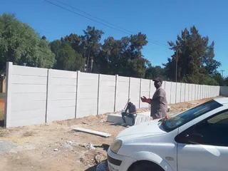 VIBRACRETE WALLS AND EXTENSION