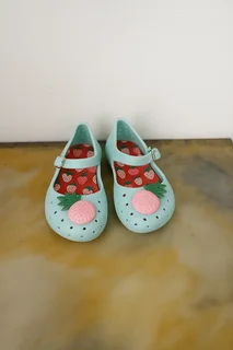 Kids’ Pineapple-Themed Jelly Sandals – Mint Green