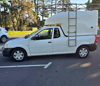 Nissan NP200 Courier Canopies