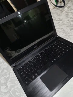  : Acer Laptop – Great Condition! ✨