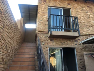 Rooms to rent in Sophiatown/Westdene