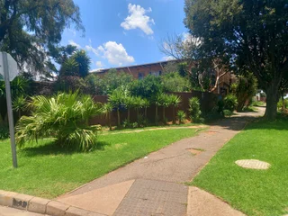 Rooms to rent in Sophiatown/Westdene