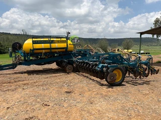 2019 Equalizer 12 500 S