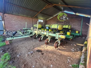 Orthman Strip Tiller John Deere Kombinasie