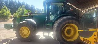 2014 John Deere 8310R