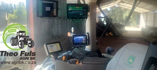 2014 John Deere 8310R