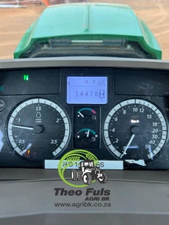 2015 John Deere 6125 M