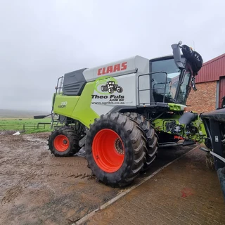 2023 Claas Trion 730