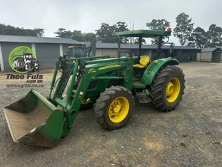 2017 John Deere 5090 E