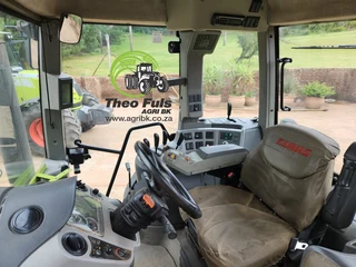 2009 Claas Arion 640