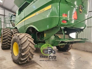 2017 John Deere S680