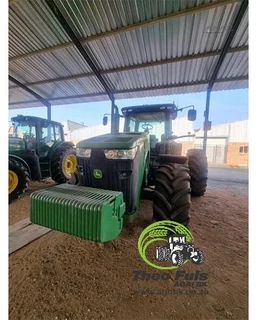 2014 John Deere 8260 R