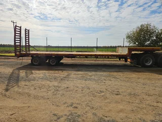 1998 Basset Semi Trailer